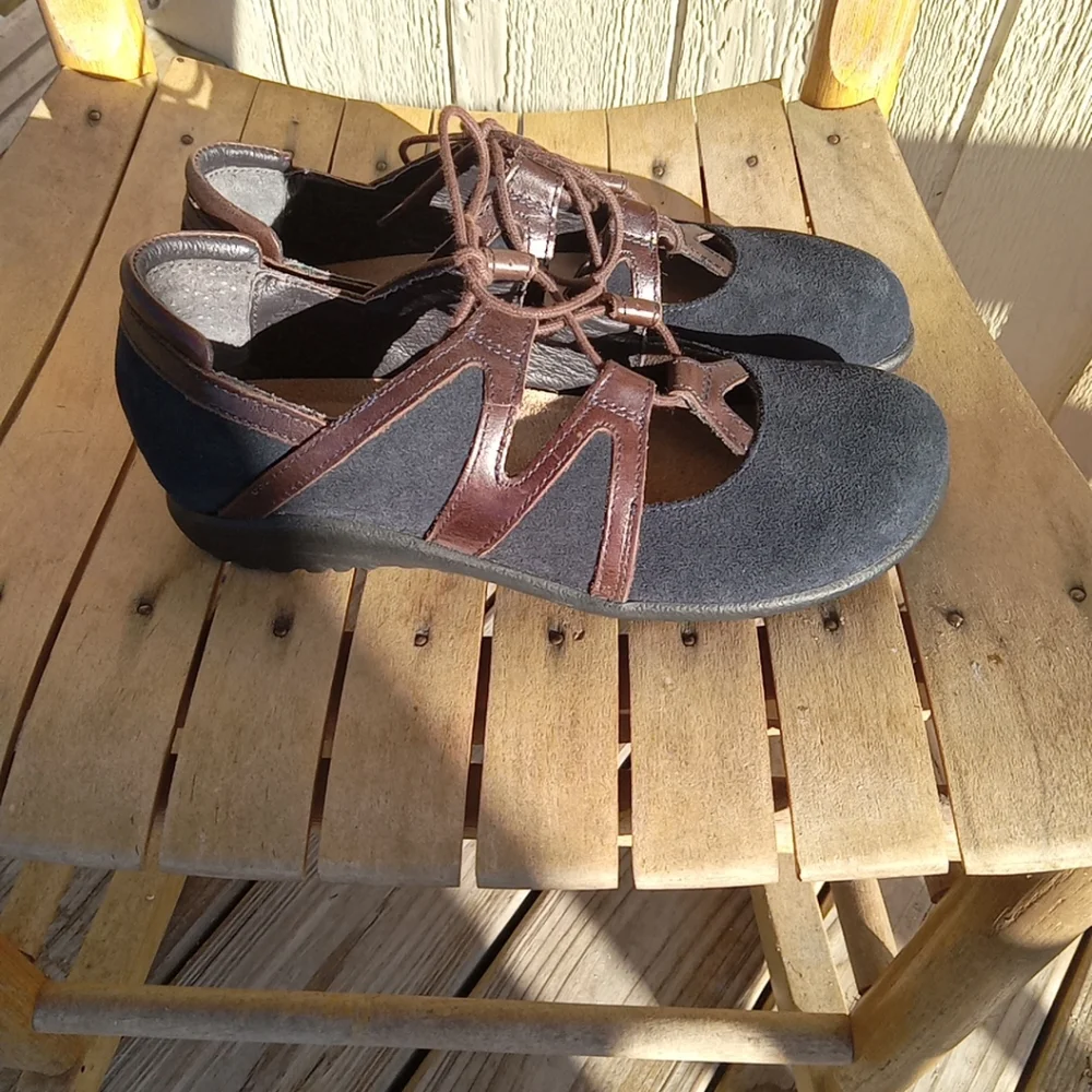 NAOT BLUE SUEDE LEATHER LACE UP MARY JANE SHOES SANDALS SIZE 36 U.S.A 5 - Picture 8 of 16